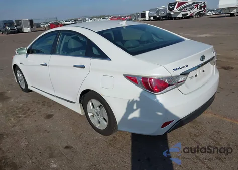 2012 Hyundai Sonata Hybrid z USA, uszkodzony, nr VIN KMHEC4A4XCA022457